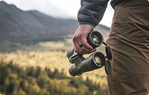 Vortex razor uhd binoculars image