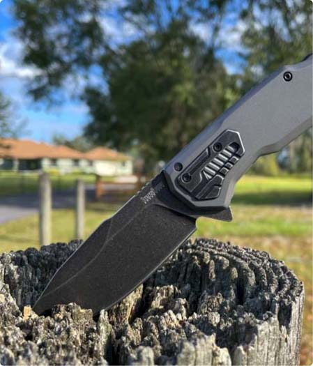 Pocket knives thumbnail